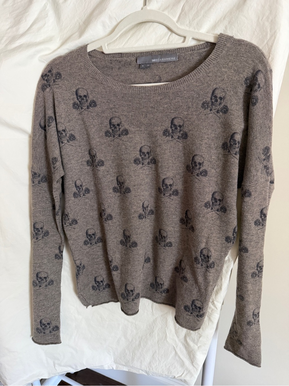 360 Cashmere Skull Print Sweater Rose Motif Lightweight Cashmere S